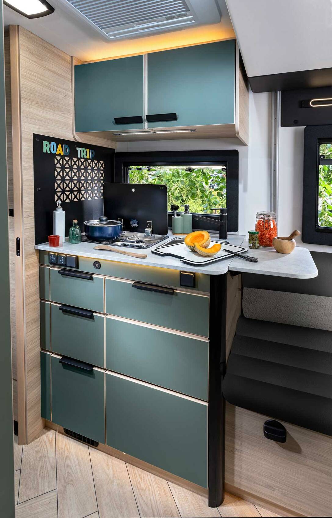 CHAUSSON_X550_2026-(1)